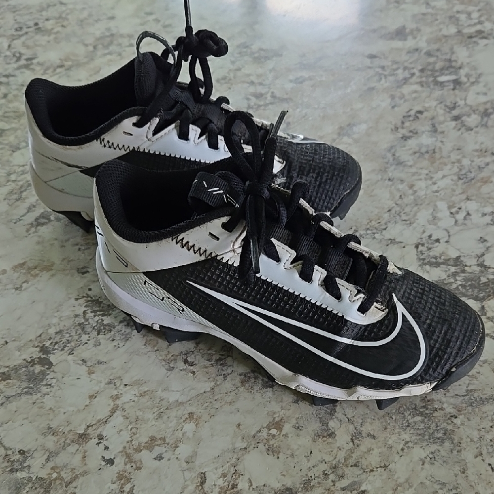 Nike Black and White Soccer Cleats